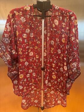 Wallflower Red Floral Paisley Lightweight Kimono Wrap